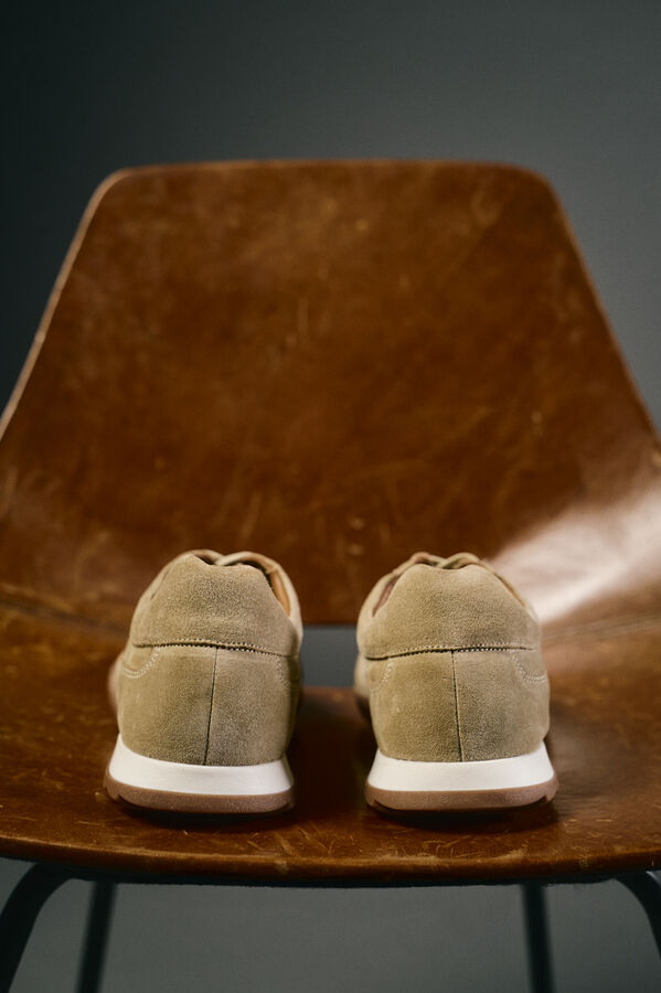 OOTO Zapatilla piel serraje Camel