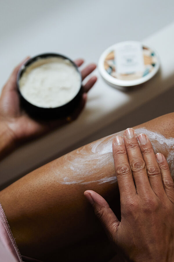 The Body Shop Body Butter Hidratante de Karit&eacute; 200ml Multicolor