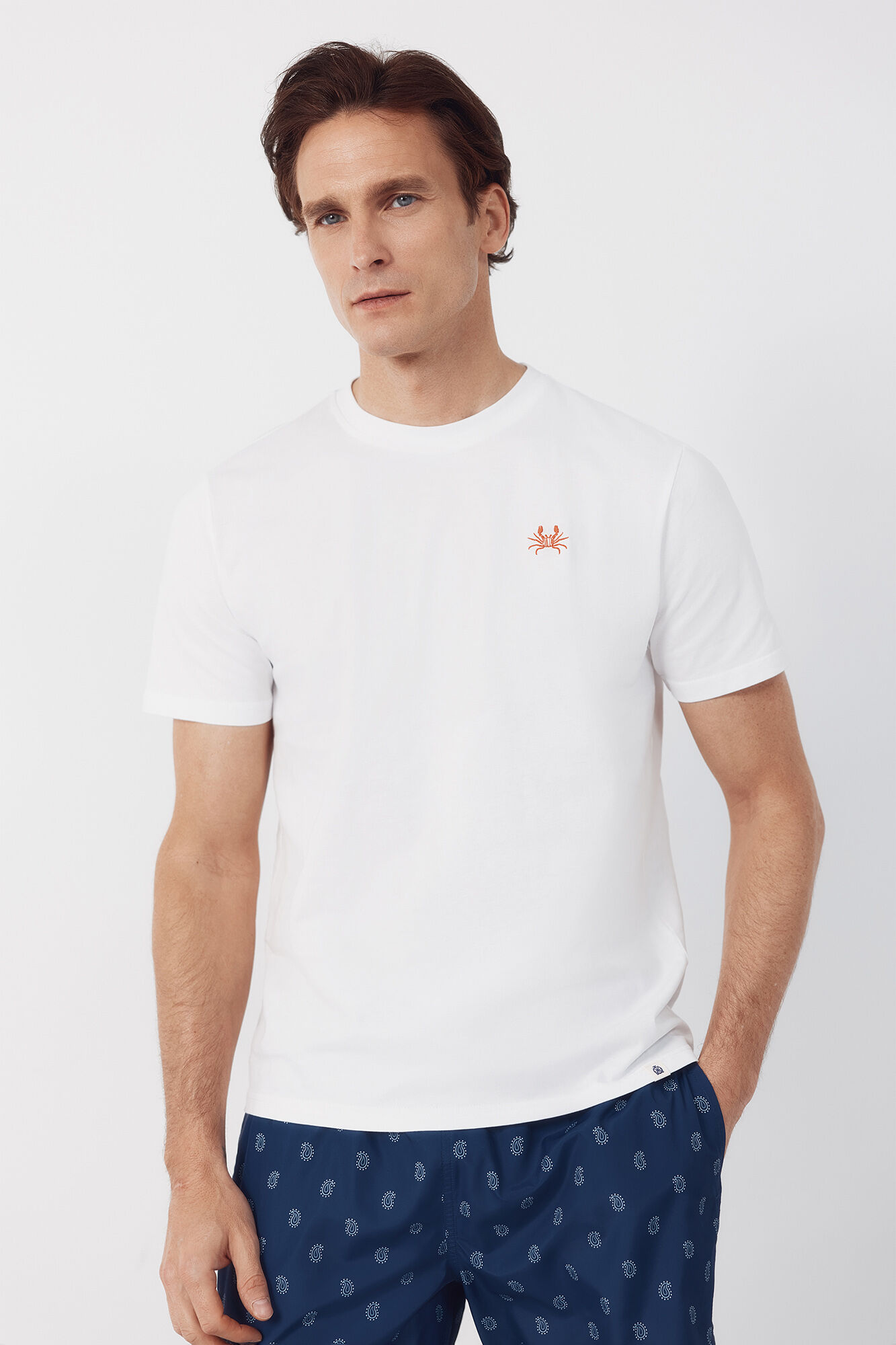 Cortefiel Camiseta bordado