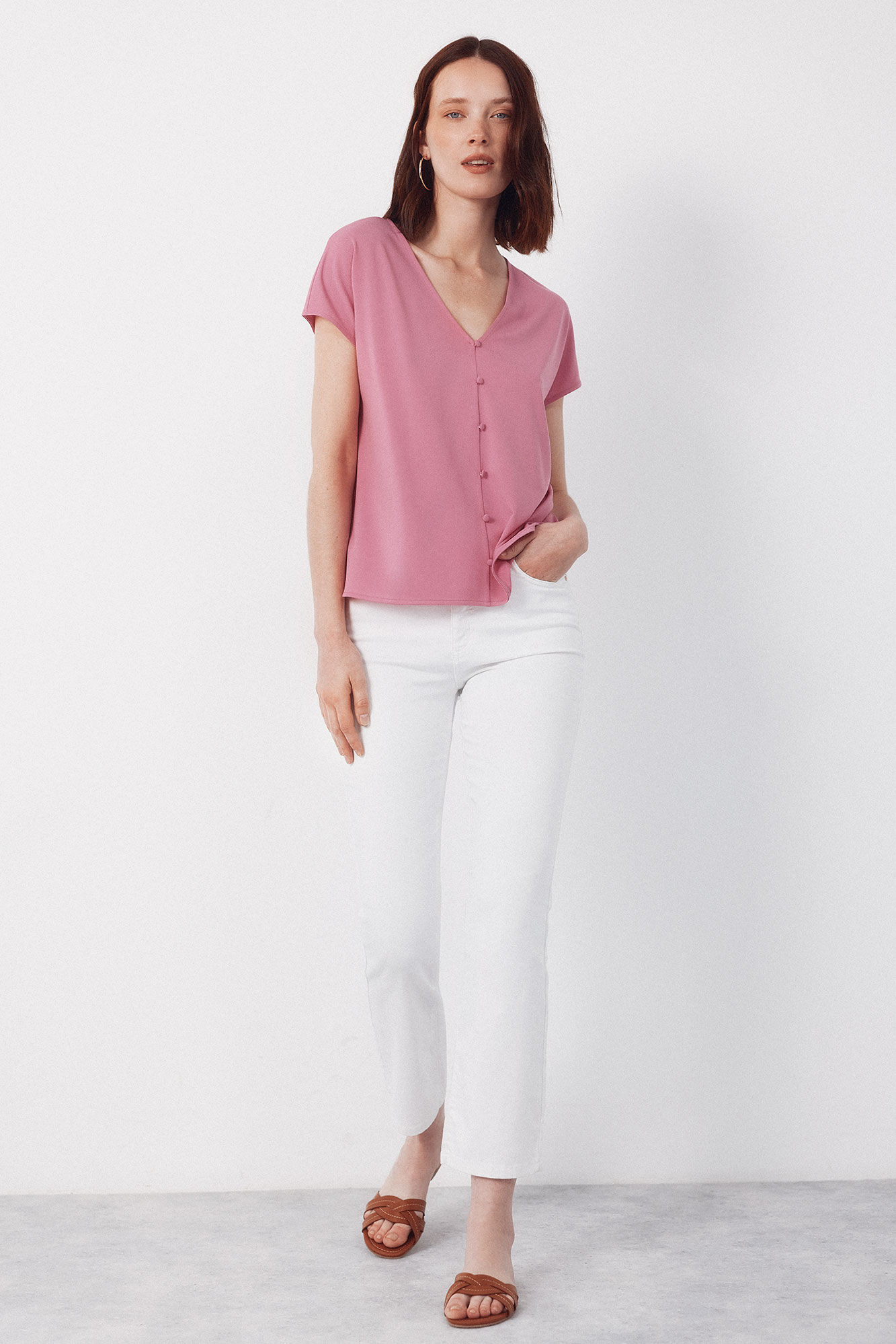 Cortefiel Camiseta botones escote pico