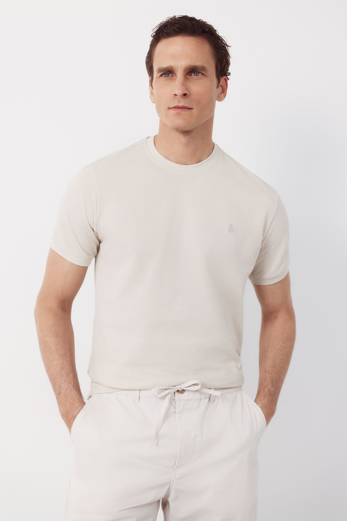 Cortefiel T-shirt b&aacute;sica em piqu&eacute;