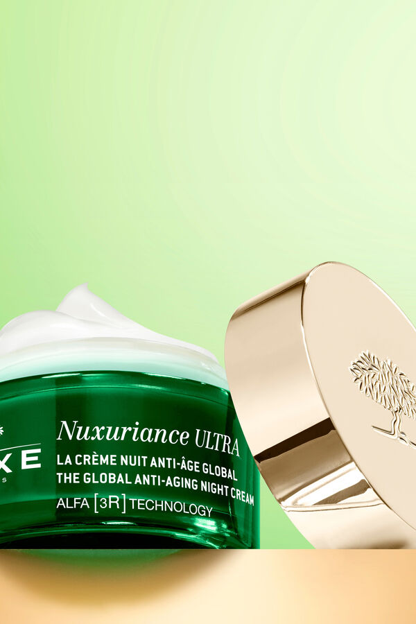 Cortefiel Crema de Noche Antiedad Global Nuxuriance Ultra Verde