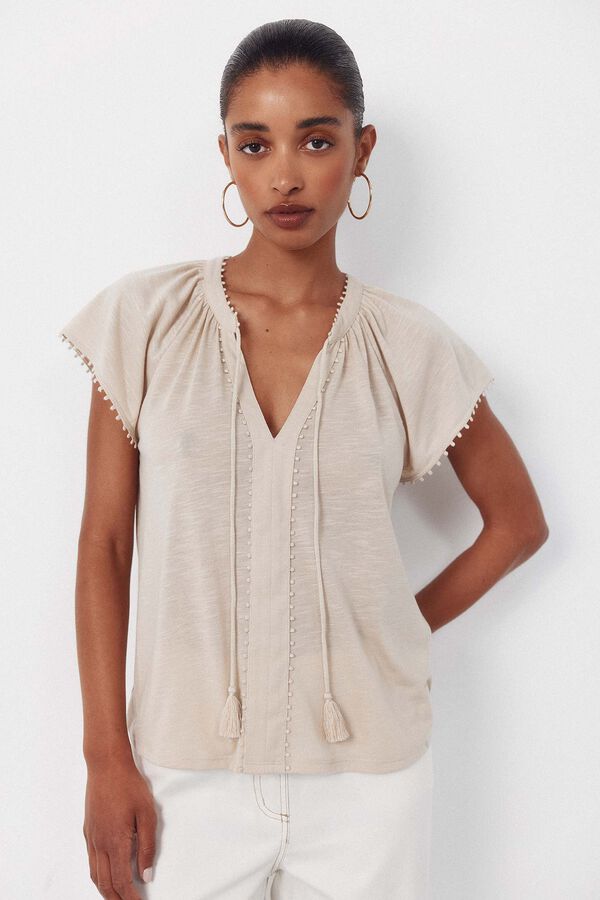 Cortefiel Camiseta fluida pasamanerias Beige