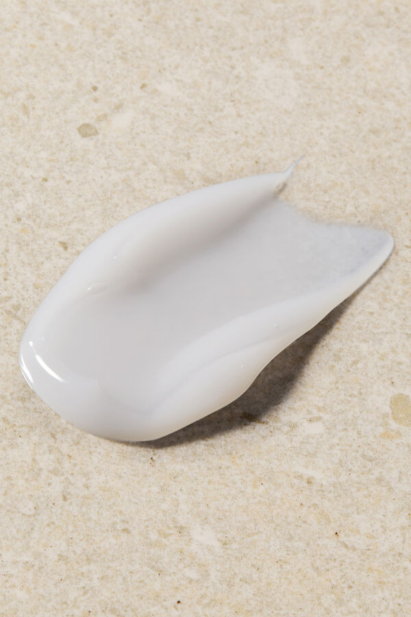 The Body Shop Gel Creme Hidratante Vitamina E 50ml Multicolorido