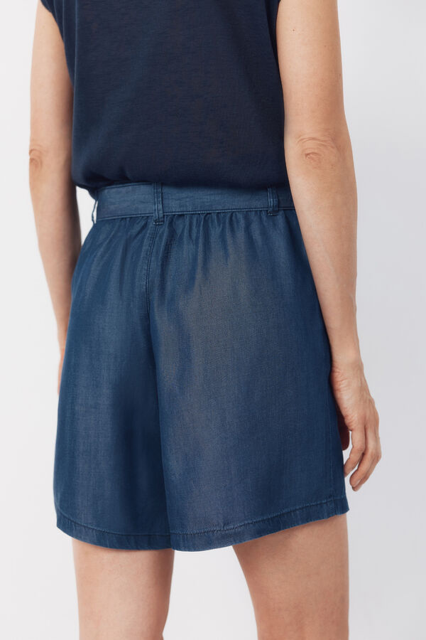 Cortefiel Bermuda fluida em Tencel Azul