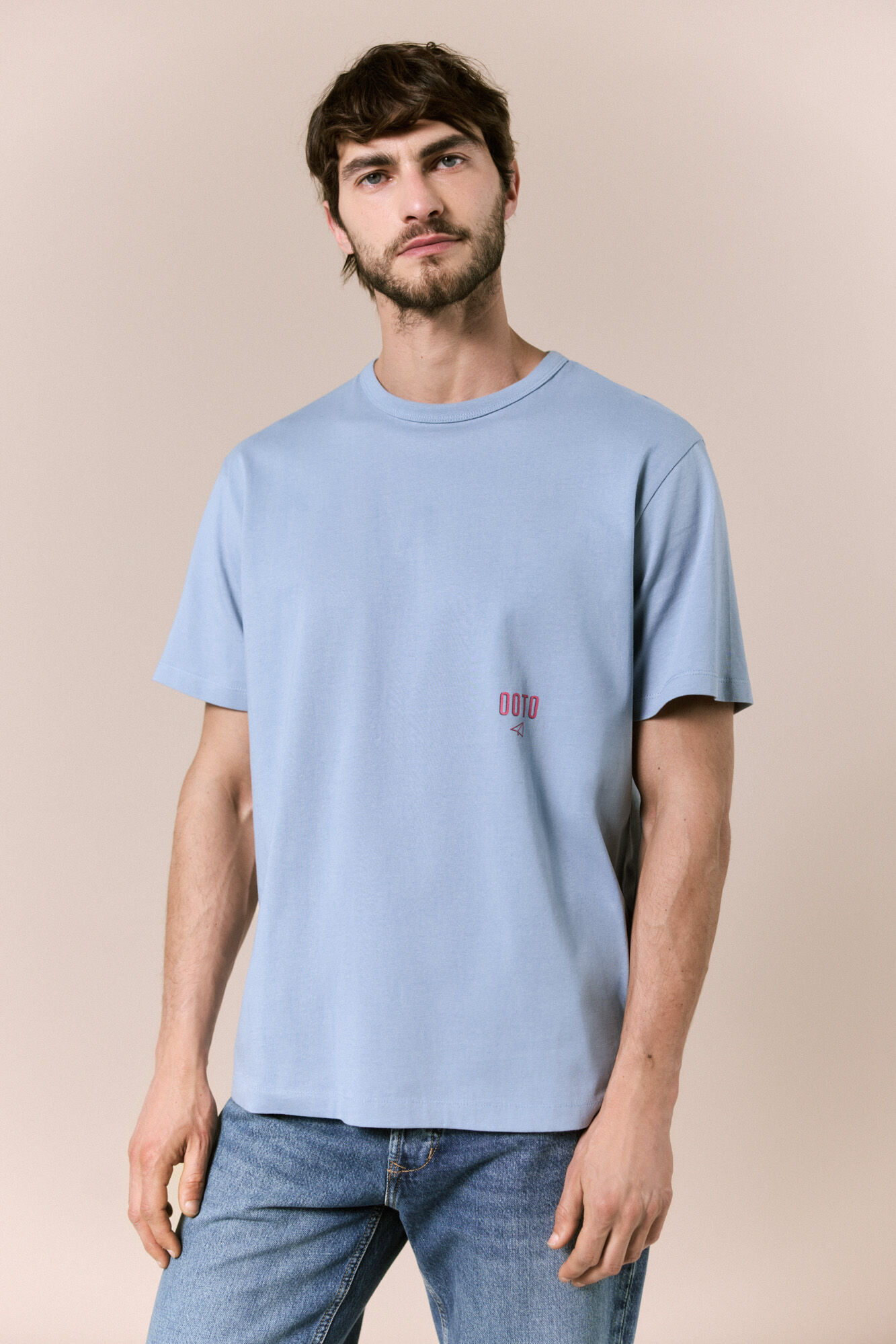 OOTO Camiseta lavada con logo