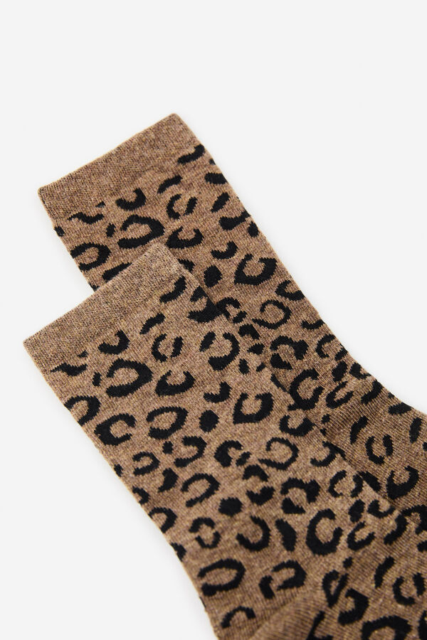 Cortefiel Calcetines largos leopardo Marr&oacute;n