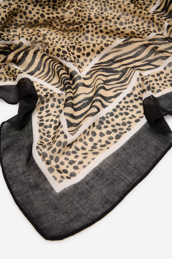 Cortefiel Fular animal print Estampado marrón