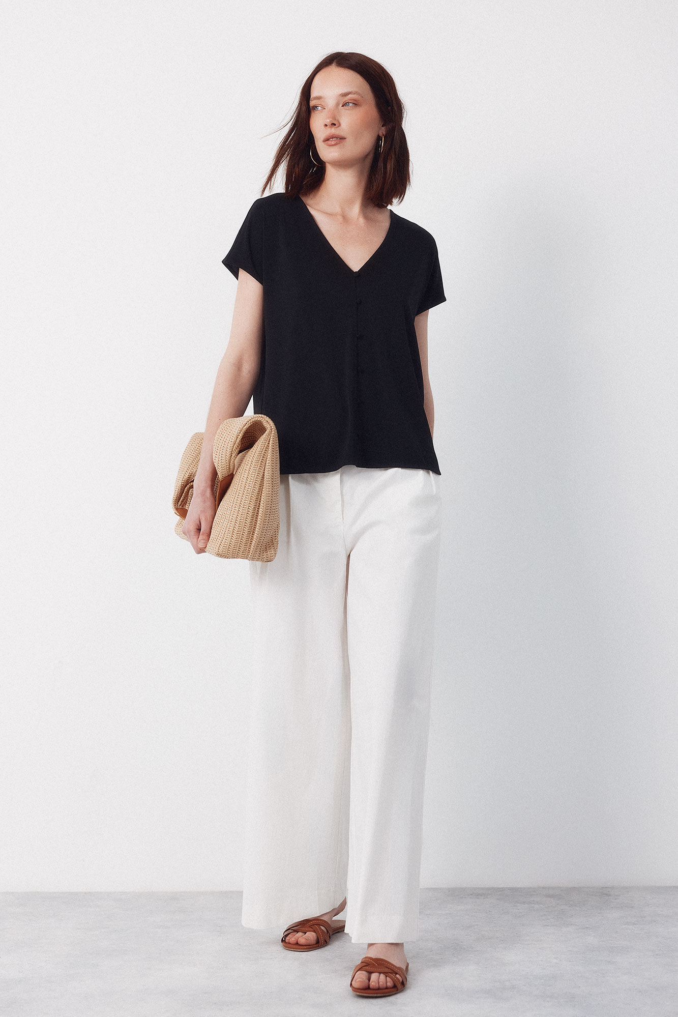 Cortefiel Camiseta botones escote pico