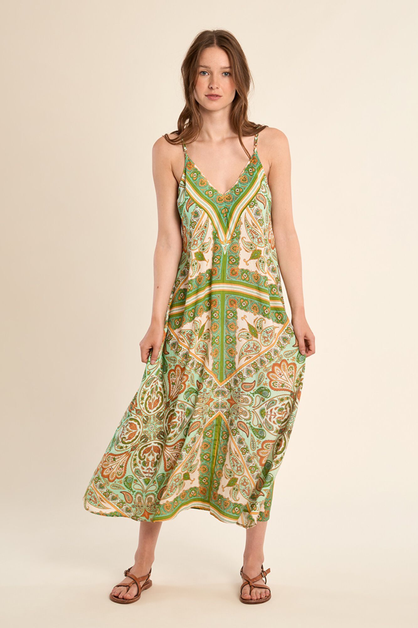 Molly Bracken Vestido comprido de al&ccedil;as estampado