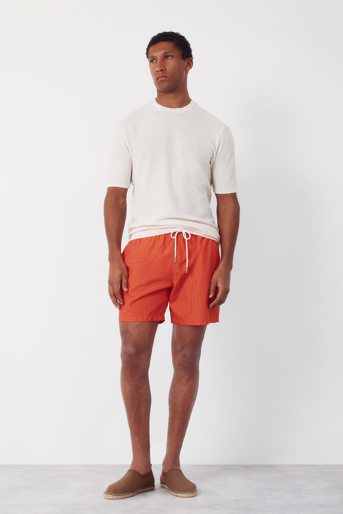 Cortefiel Ba&ntilde;ador estampado rayas finas