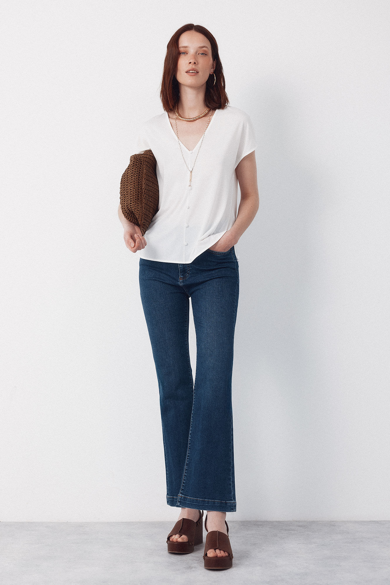 Cortefiel Camiseta botones escote pico