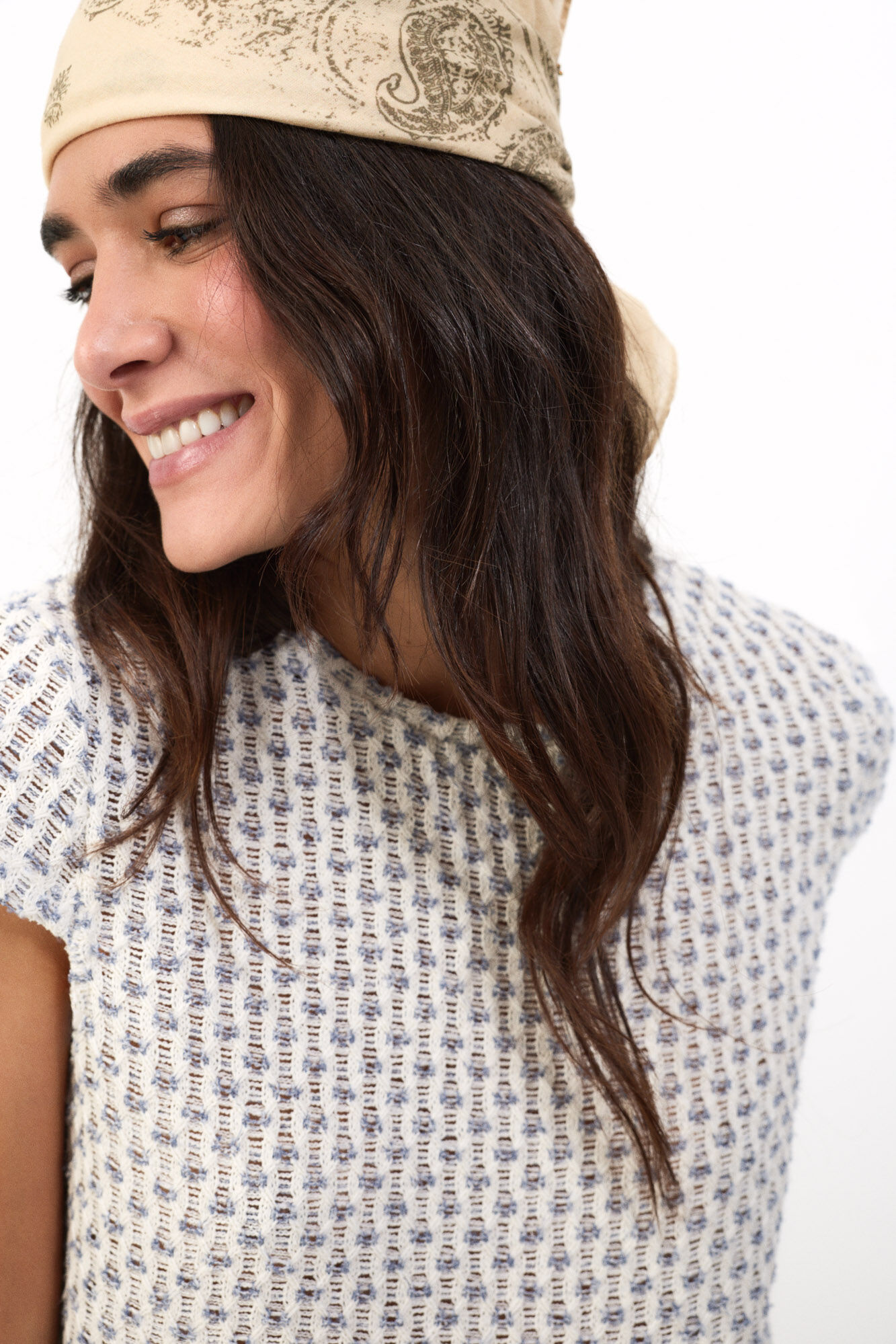 Slowlove Top manga corta crochet