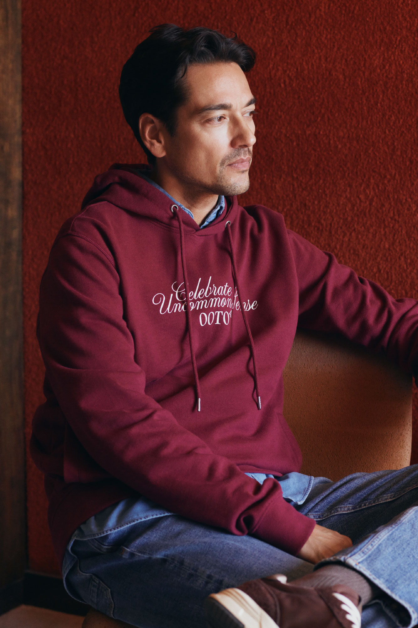 OOTO Sudadera gr&aacute;fica con capucha