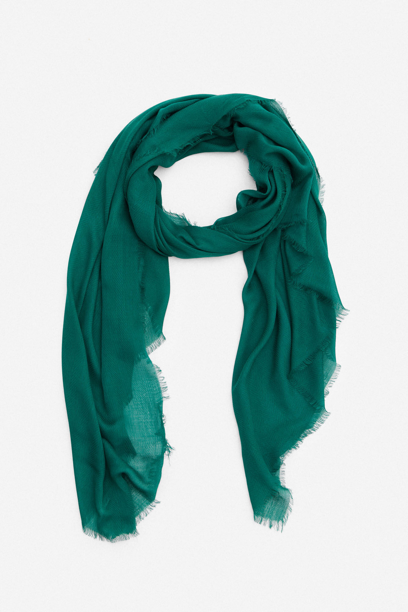 Plain lightweight scarf Accessories WomenSecret