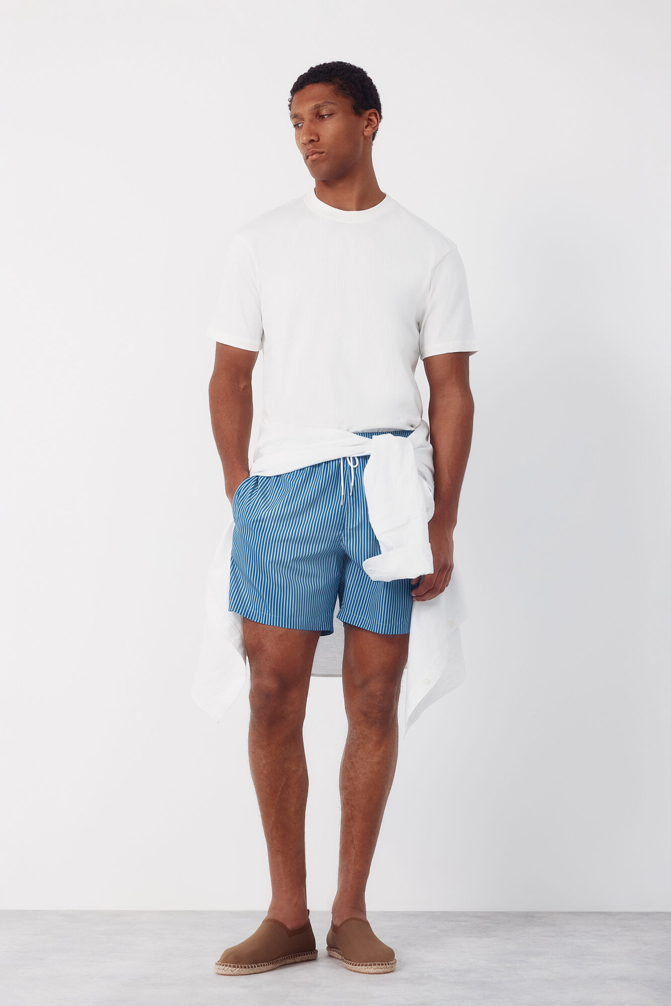 Cortefiel Ba&ntilde;ador estampado rayas finas