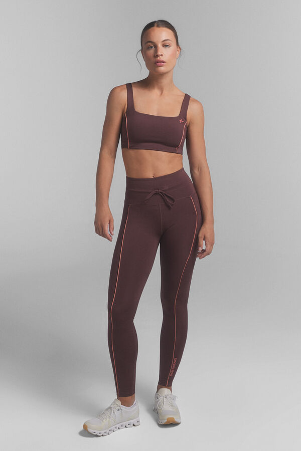 Dash and Stars 4D STRETCH leggings in maroon. printed