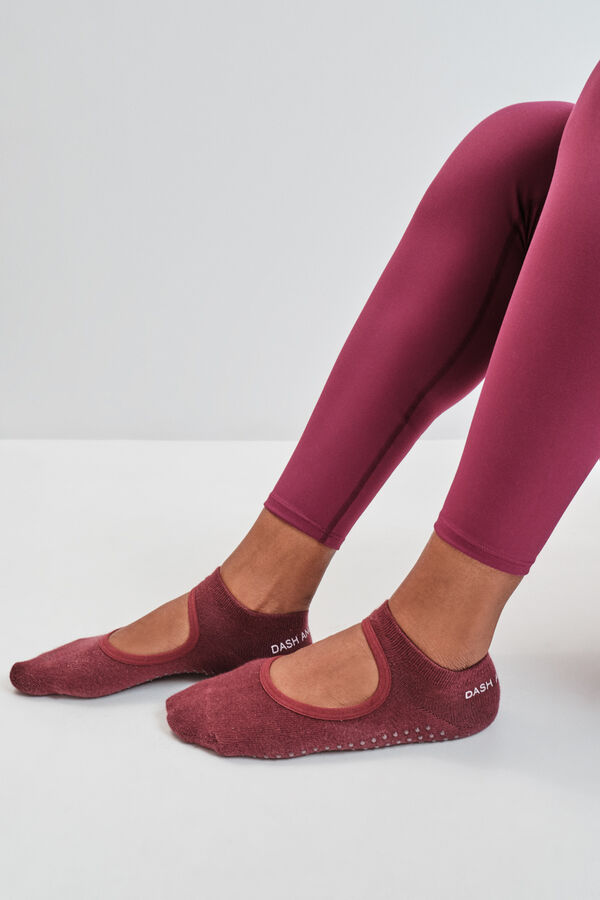 Dash and Stars Burgundy cotton ballet slipper socks red