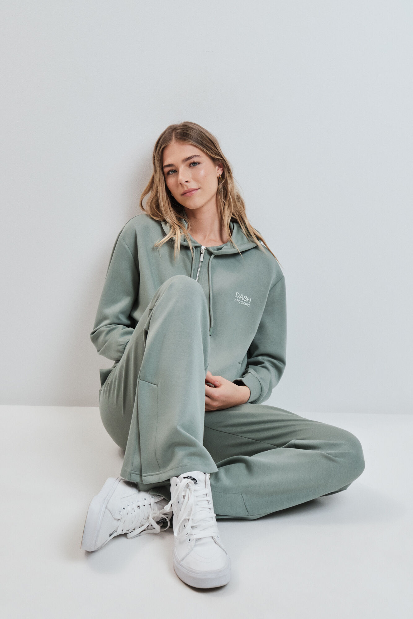 Dash and Stars Green soft viscose hooded jacket