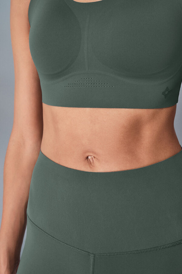 Dash and Stars COMPRESSIVE green capri leggings green