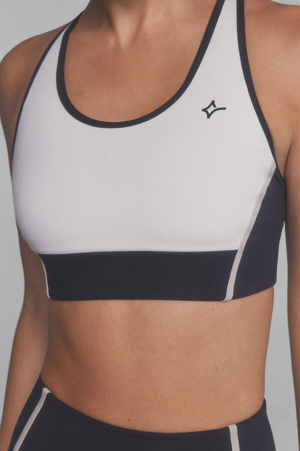 Dash and Stars Black 4D sports bra beige