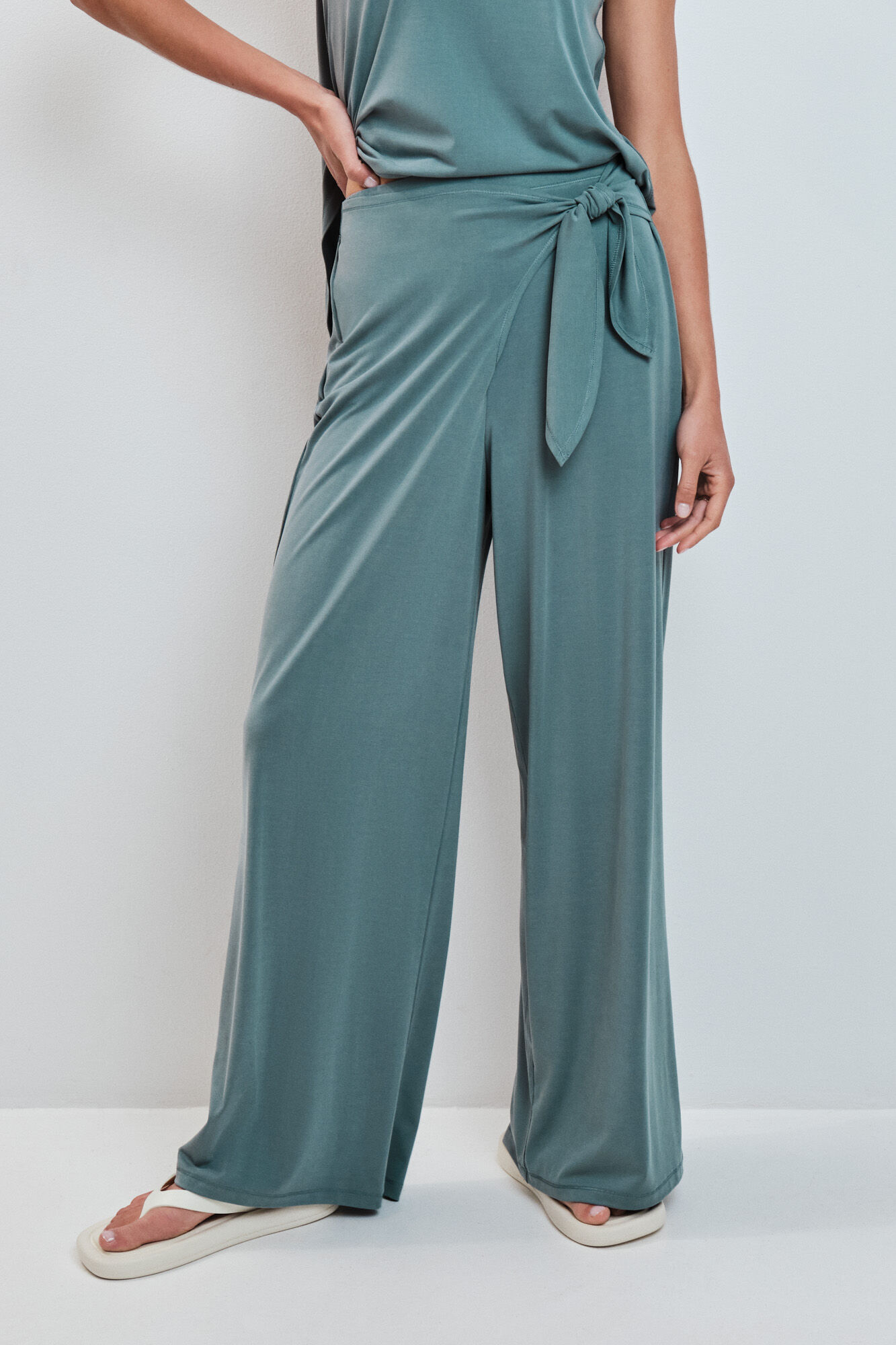 Dash and Stars Gr&uuml;ne lange Soft-Touch Palazzo-Hose