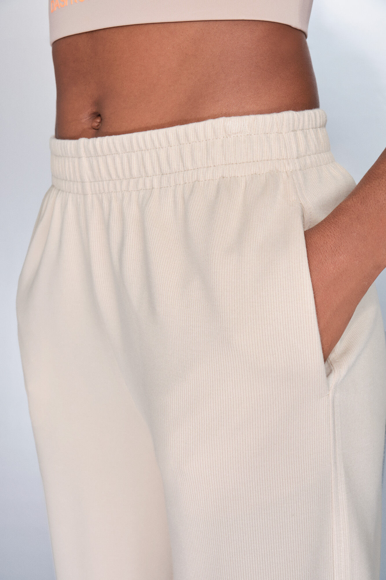 Dash and Stars Cal&ccedil;a largas retas caneladas bege