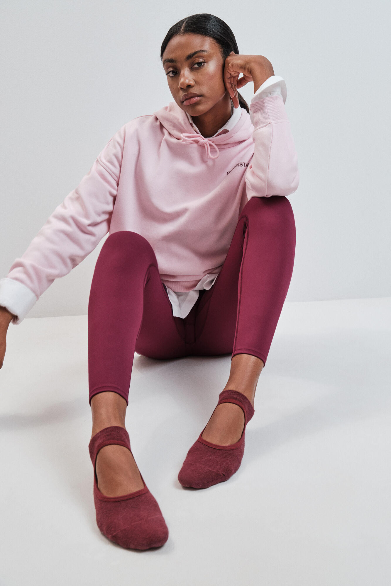 Dash and Stars Burgundy cotton ballet slipper socks