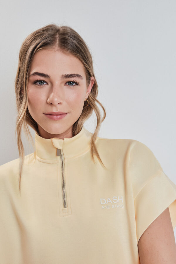 Dash and Stars Sweat-shirt manches courtes en viscose douce jaune imprim&eacute;
