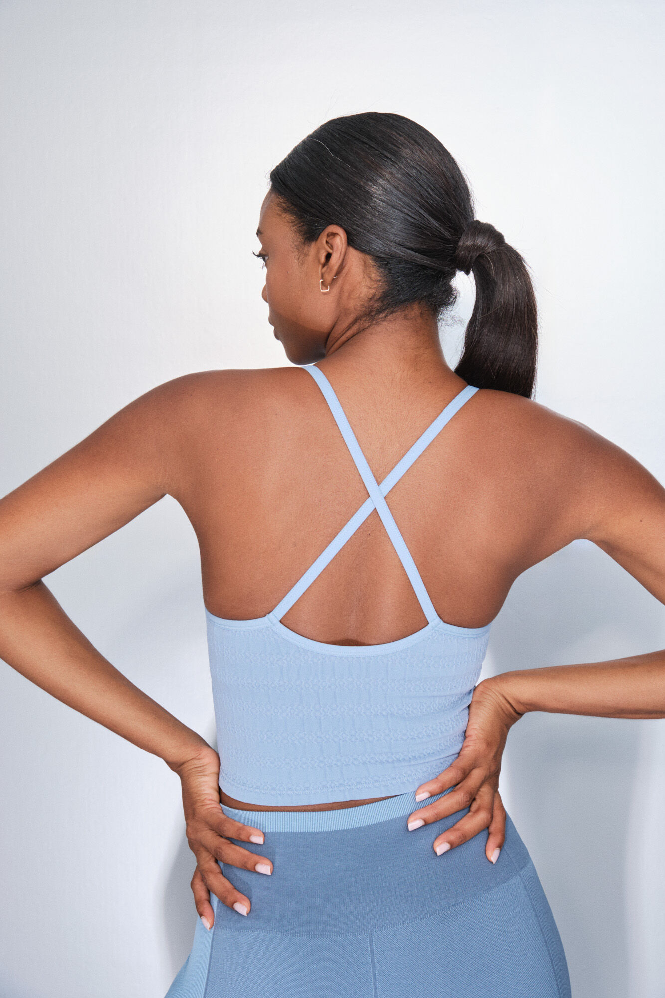 Dash and Stars Be&scaron;avni udobni sportski grudnjak Smock Blue