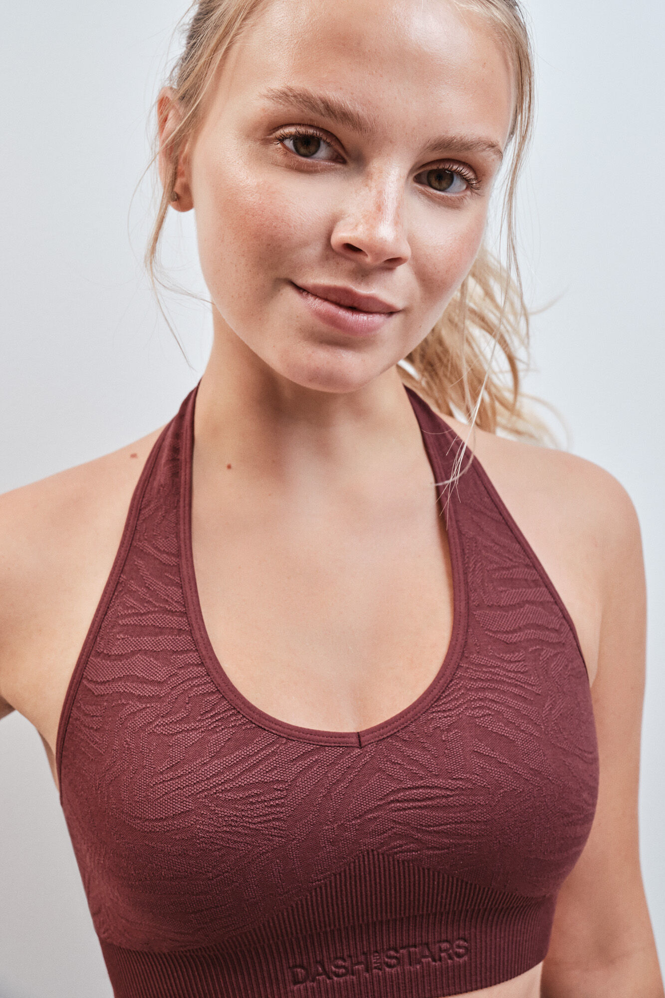 Dash and Stars Burgundy SEAMLESS COMFORT sports bra