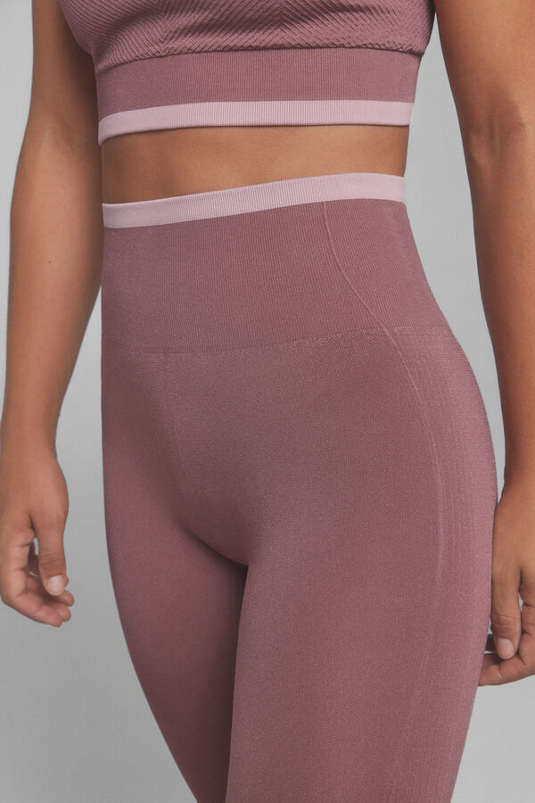 Dash and Stars SEAMLESS COMFORT pink leggings. Special collaboration @ffitcoco pink