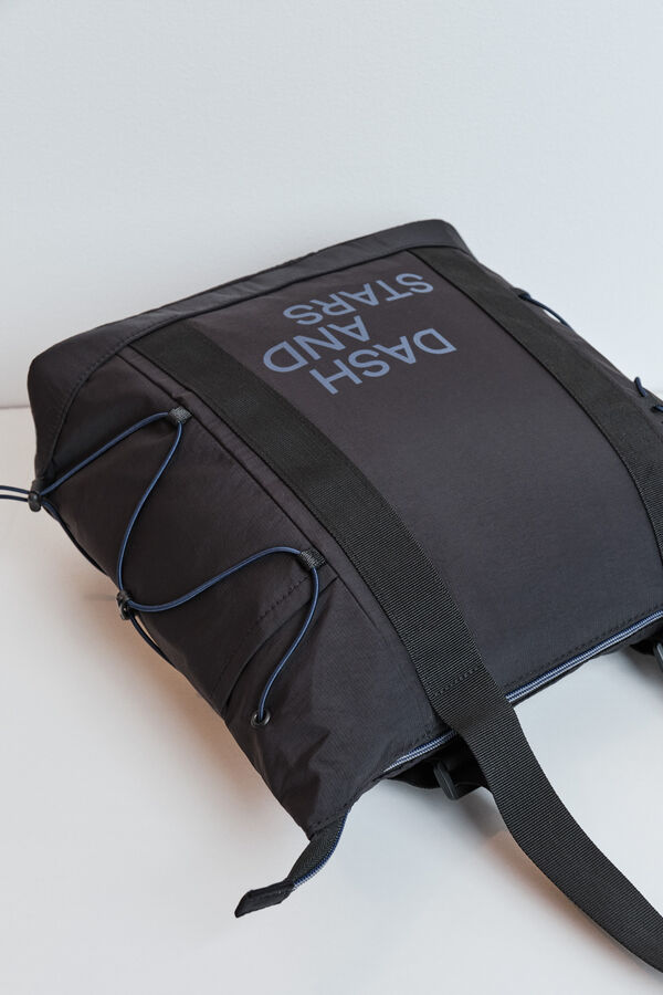Dash and Stars Crni ruksak s vi&scaron;e načina kopčanja black