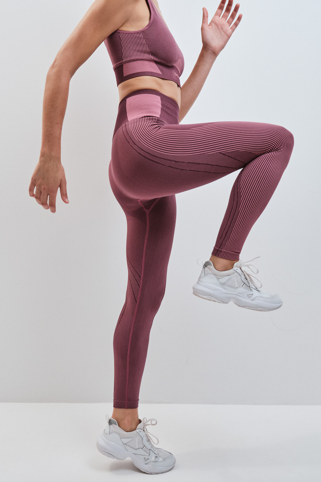Dash and Stars Legging long SEAMLESS COMFORT bordeaux