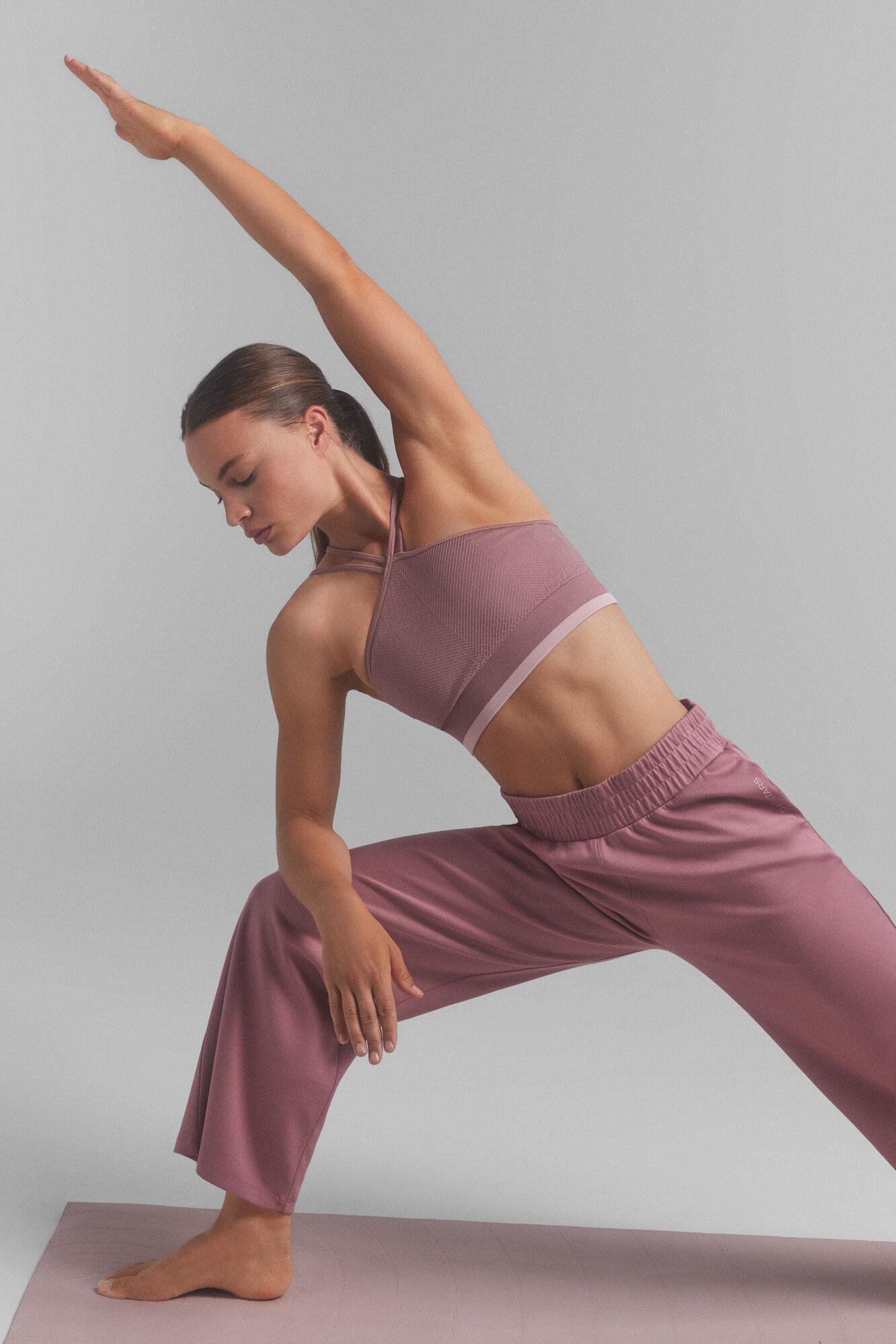 Dash and Stars Soft pink jogger pants.