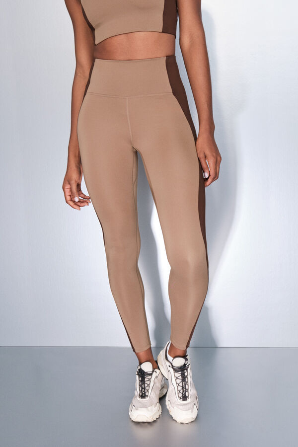 Dash and Stars 4D STRETCH color block leggings nude