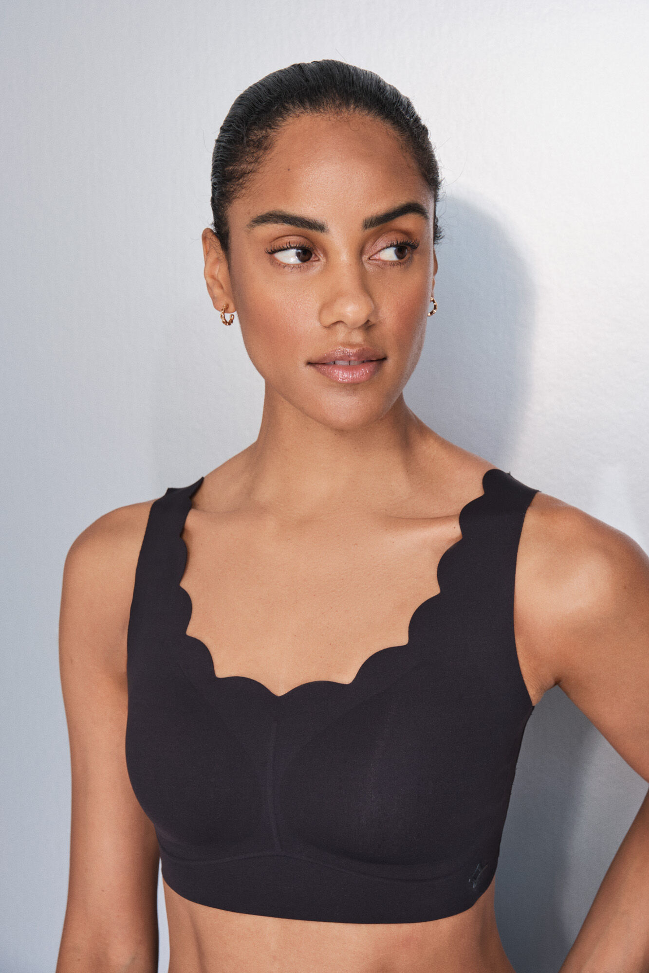 Dash and Stars Black COMPRESSIVE sports bra