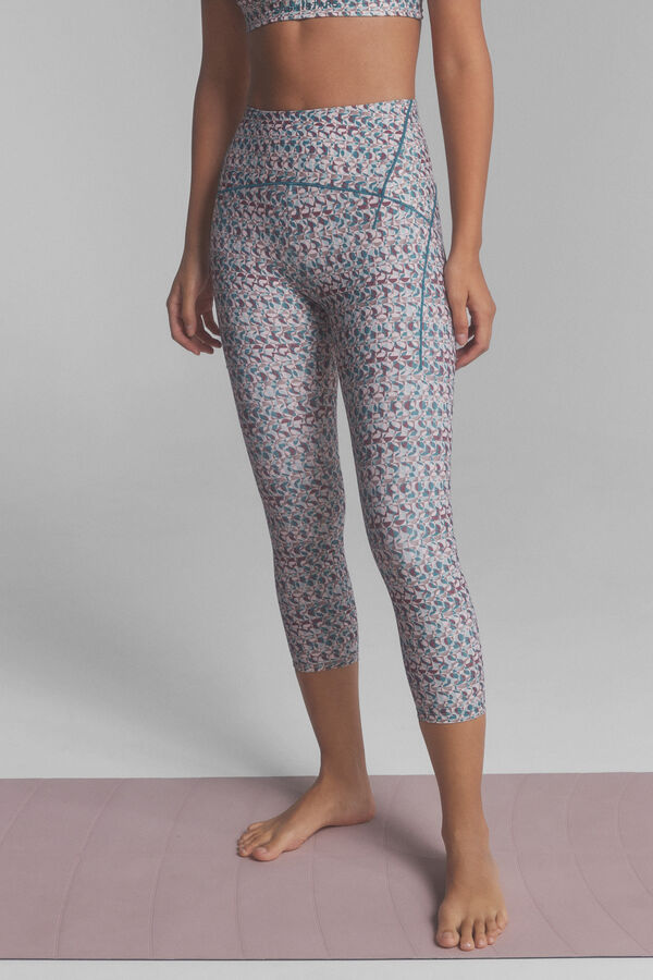 Dash and Stars SOFT MOVE cropped leggings in a multicolor print printed