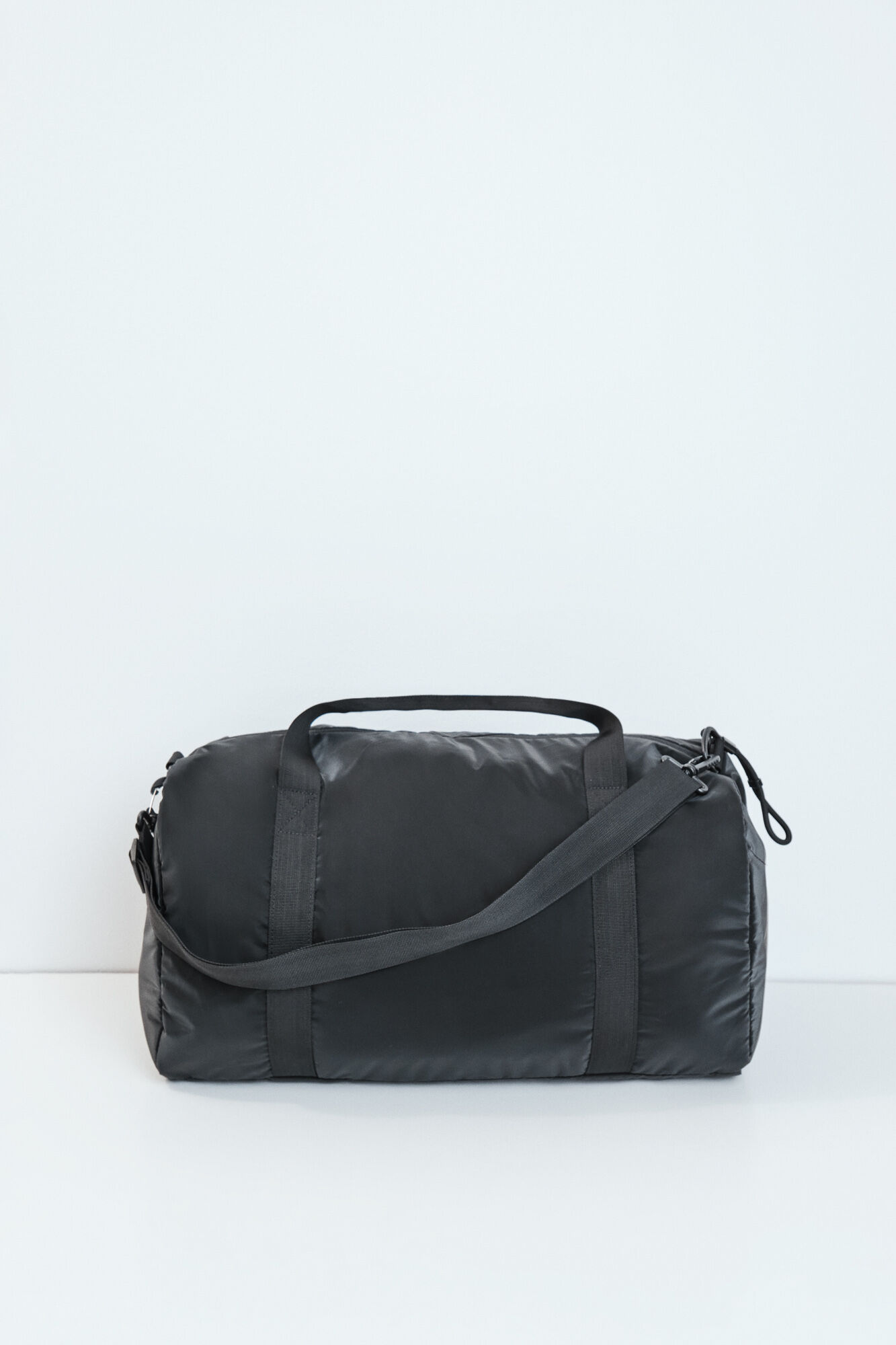 Dash and Stars Black duffle sports bag