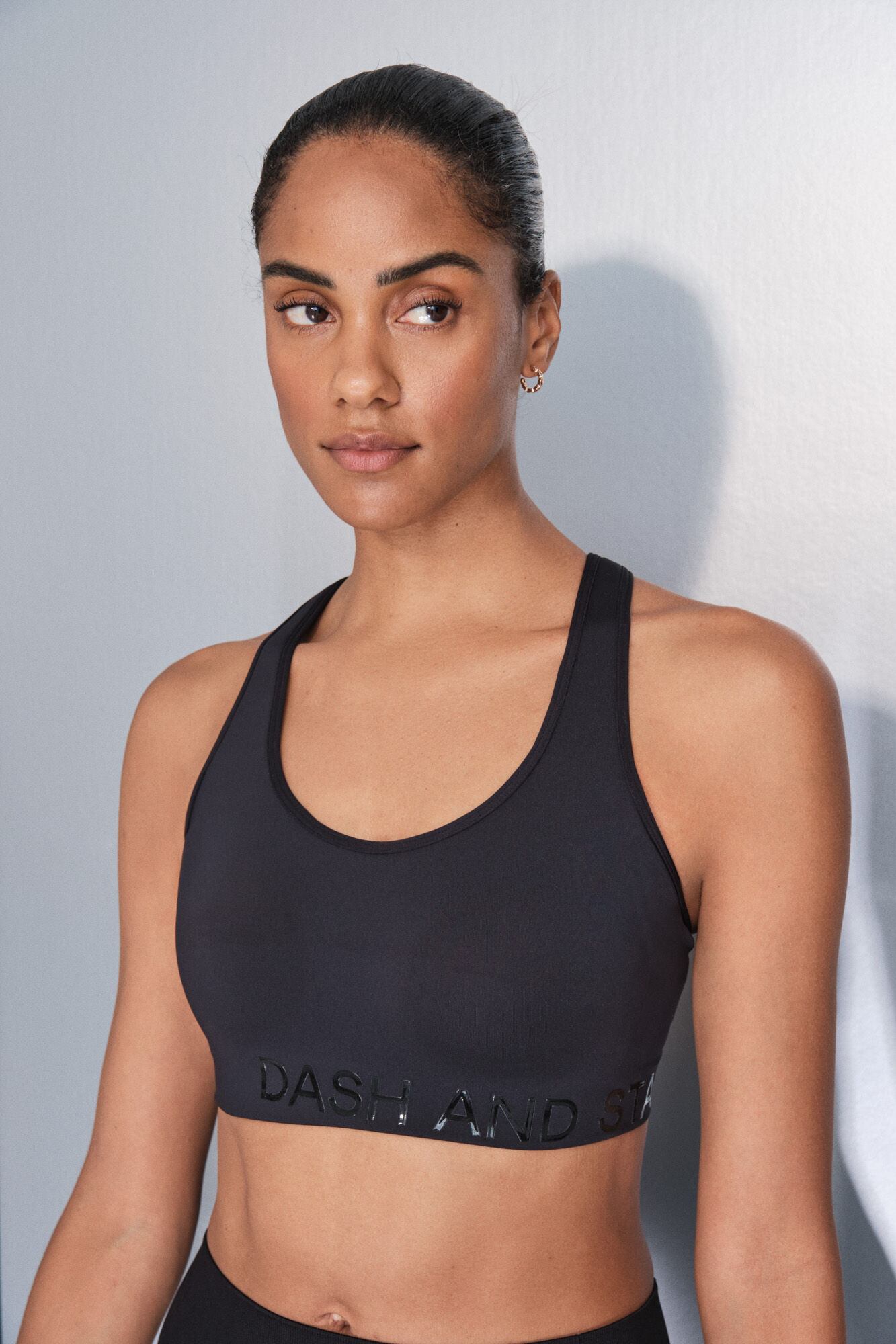 Dash and Stars 4D Stretch Sports Bra with Greater Coverage in Black