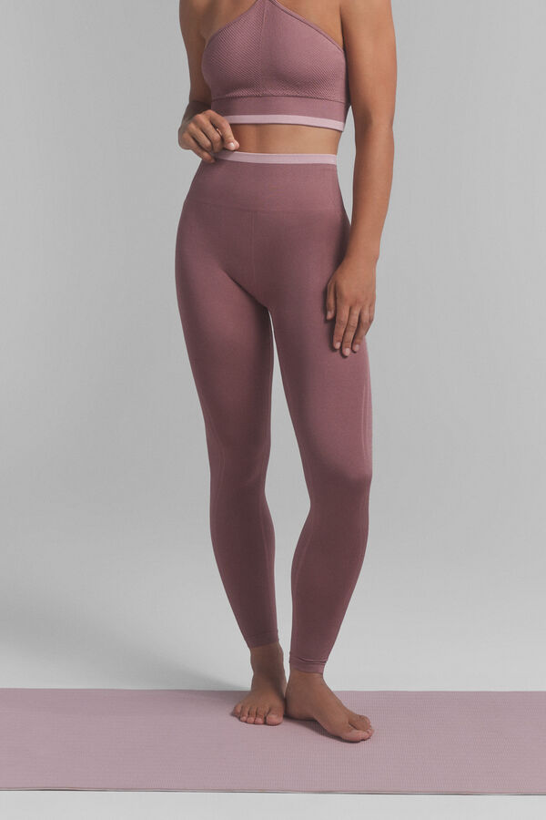 Dash and Stars SEAMLESS COMFORT pink leggings. Special collaboration @ffitcoco pink