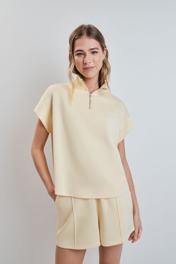 Dash and Stars Sweat-shirt manches courtes en viscose douce jaune imprim&eacute;