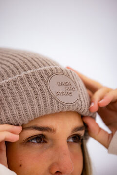 Dash and Stars Brown tricot logo hat nude