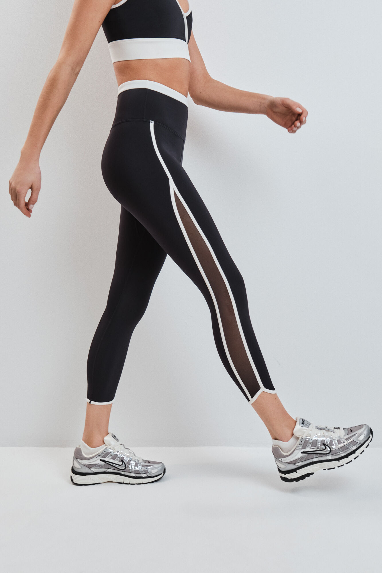 Dash and Stars Black cropped side sheer panel leggings 4D STRETCH