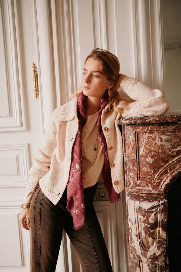 Hoss Intropia Nicole. Cachecol estampado em l&atilde; Granada