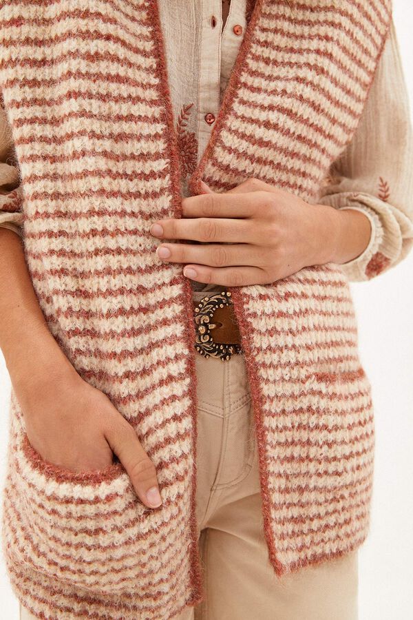 Hoss Intropia Carlota. Chaleco de punto con rayas Ivory