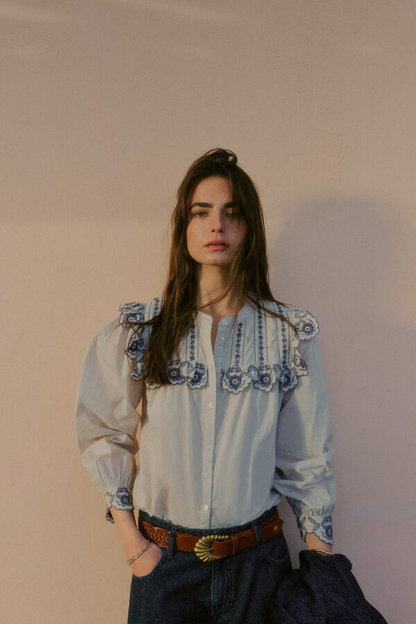 Hoss Intropia Carolina. Blusa bordada Gris