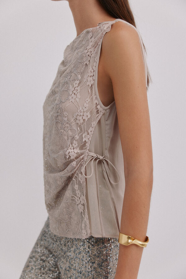 Hoss Intropia Colette. Top rom&acirc;ntico Cinzento