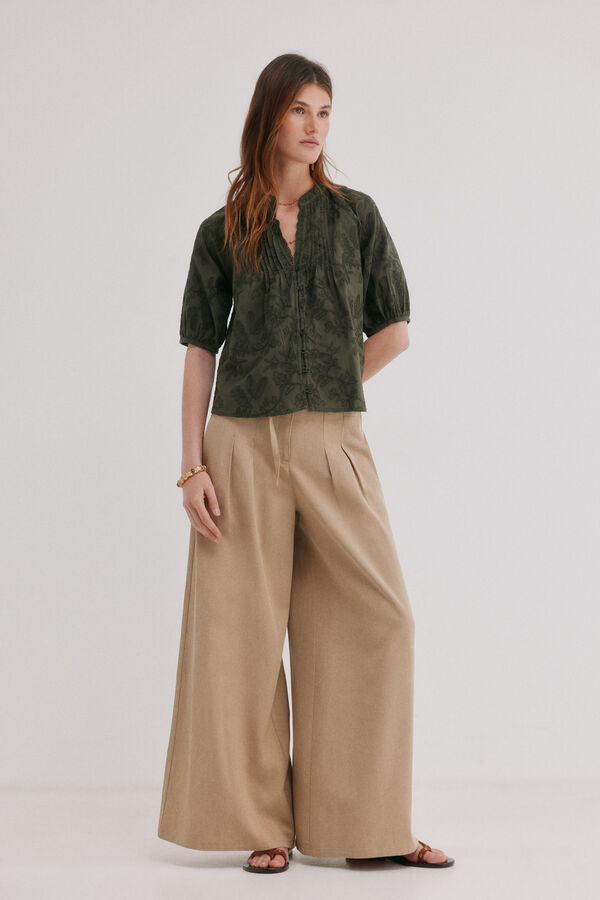 Hoss Intropia Celia. Blusa bordado floral Verde