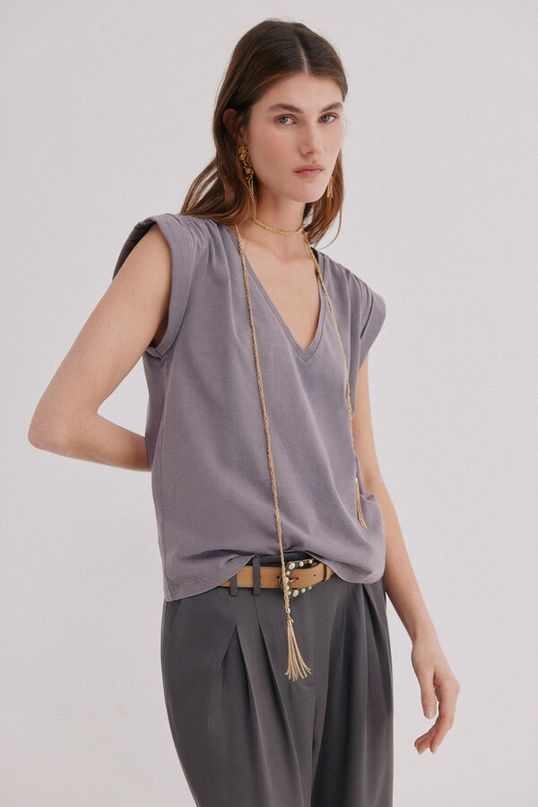 Hoss Intropia Mabel. Camiseta con solapa Morado